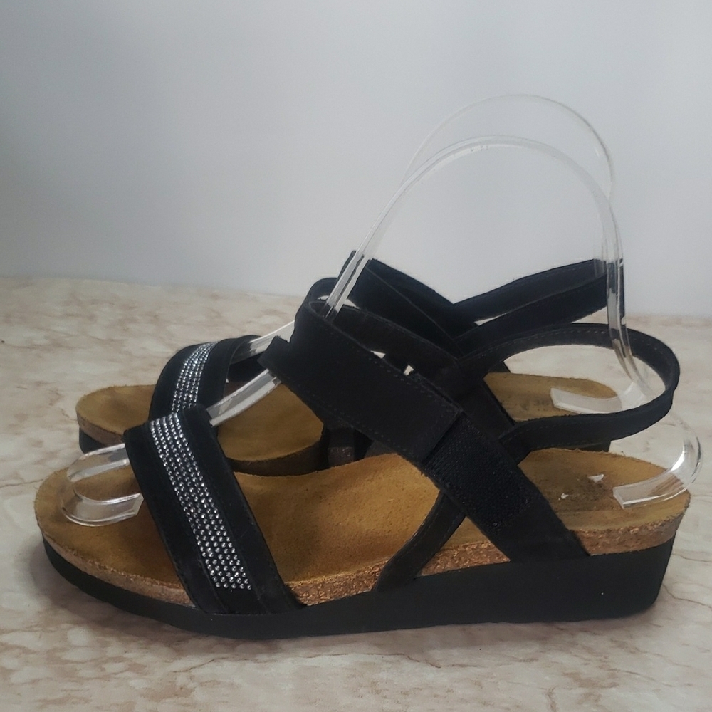 Naot Black Suede And Embellish Strap Women's Sandals Size 36 - Picture 6 of 7